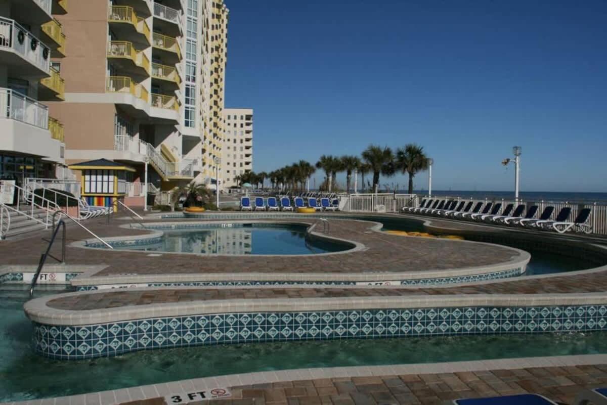 *Wonderful Amenities*Queen Beds * Pools & More*C50 Мертл-Біч Екстер'єр фото